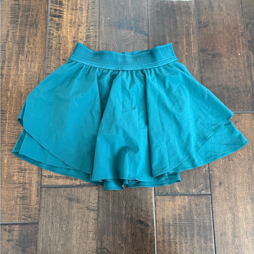 Lululemon Skirt Womens 4 Green Court Rival High Rise Skort Ruffled Tennis